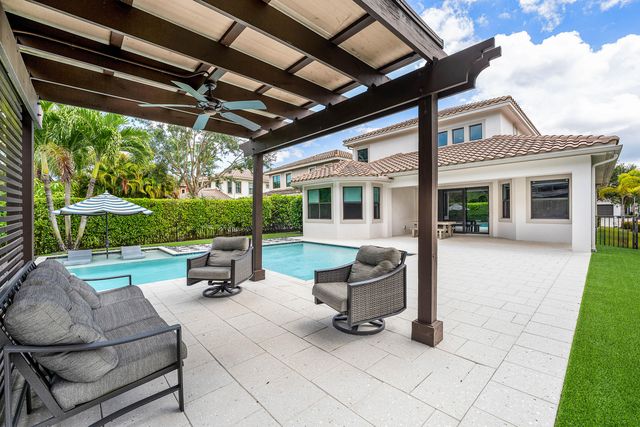 10175 Cameilla Street, Parkland, FL 33076