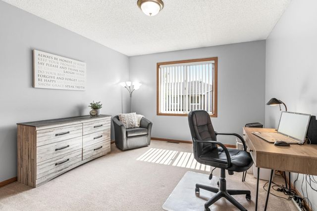 15104 Cimarron Way, Rosemount, MN 55068