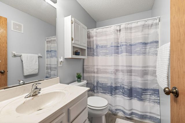 15104 Cimarron Way, Rosemount, MN 55068