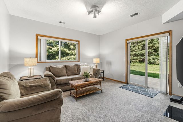 15104 Cimarron Way, Rosemount, MN 55068
