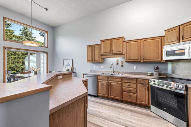 15104 Cimarron Way, Rosemount, MN 55068