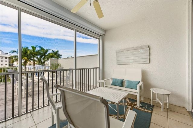 400 Flagship DR # 304, Naples, FL 34108