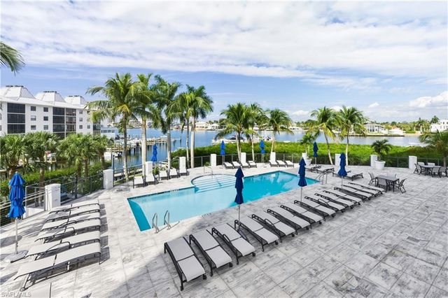 400 Flagship DR # 304, Naples, FL 34108