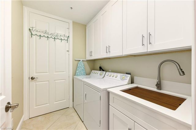 400 Flagship DR # 304, Naples, FL 34108