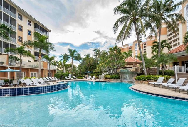 400 Flagship DR # 304, Naples, FL 34108
