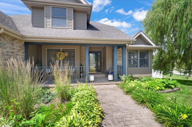 1320 Tanglewood Court, Crown Point, IN 46307