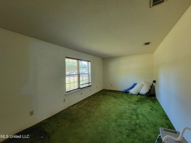 3954 River Pine Drive, Moss Point, MS 39563