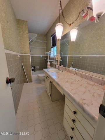 3954 River Pine Drive, Moss Point, MS 39563