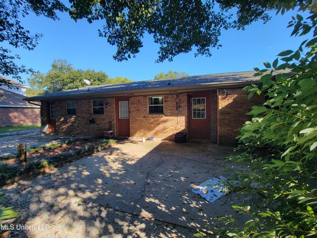 3954 River Pine Drive, Moss Point, MS 39563