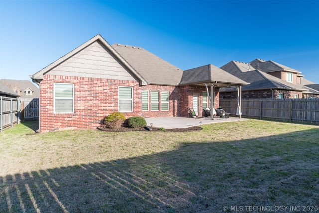 3386 S 208th East Avenue, Broken Arrow, OK 74014