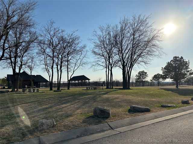 3386 S 208th East Avenue, Broken Arrow, OK 74014