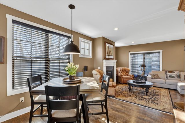 2022 Celadon Drive NE 106, Grand Rapids, MI 49525