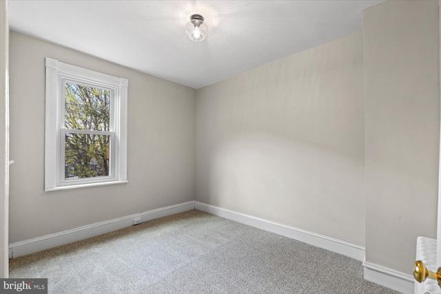 236 HOWARD AVE, Lancaster, PA 17602