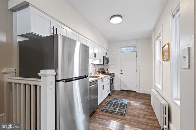236 HOWARD AVE, Lancaster, PA 17602
