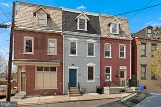 236 HOWARD AVE, Lancaster, PA 17602