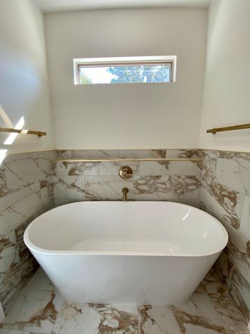 5032 Hackatton, Sherwood, AR 72120
