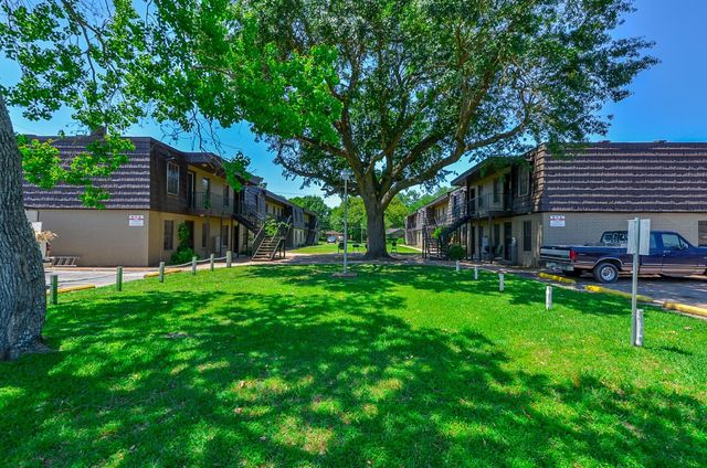 1526 East Avenue 203, Katy, TX 77493