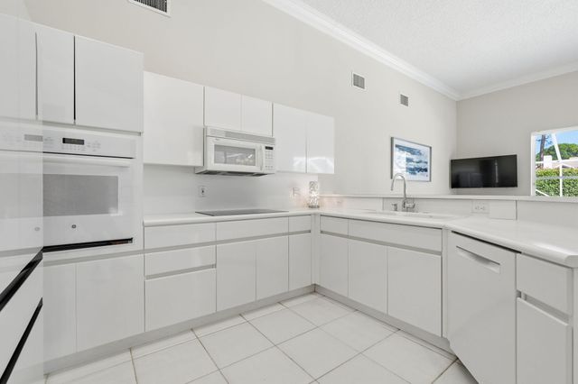 159 N River Drive E, Jupiter, FL 33458