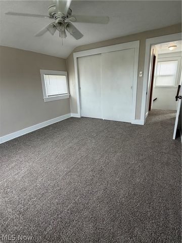 456 W Wilson Street, Struthers, OH 44471