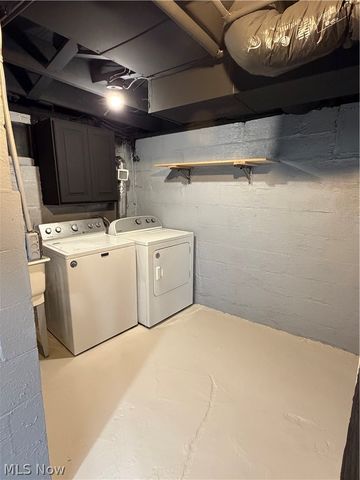 456 W Wilson Street, Struthers, OH 44471