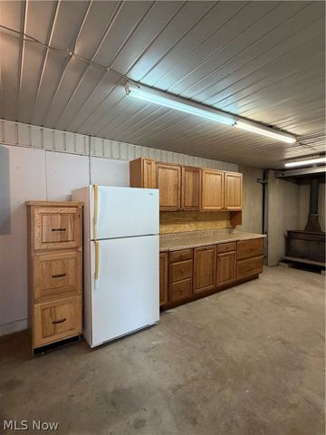 456 W Wilson Street, Struthers, OH 44471