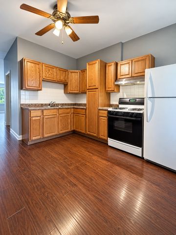 5019 W Huron Street 2, Chicago, IL 60644