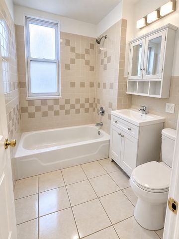 5019 W Huron Street 2, Chicago, IL 60644