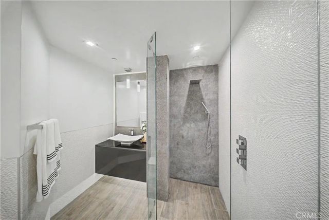 9459 Beverly Crest, Beverly Hills, CA 90210