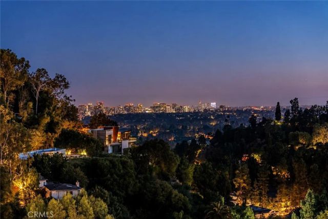 9459 Beverly Crest, Beverly Hills, CA 90210
