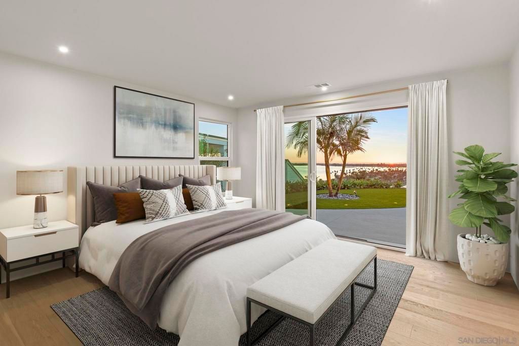 Image 19 of property listing at 3080 Lloyd St, San Diego, CA 92117