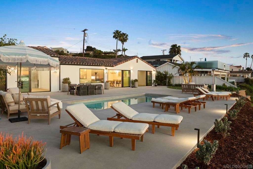 Image 38 of property listing at 3080 Lloyd St, San Diego, CA 92117