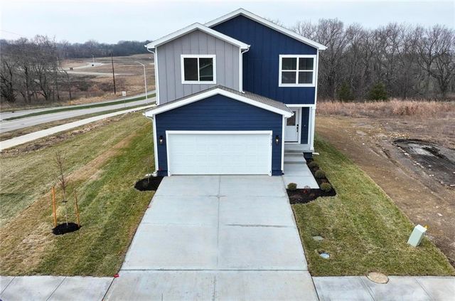 773 Creekmoor Drive, Raymore, MO 64083