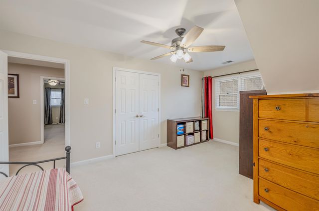 946 SPINNAKER LN, Cordova, TN 38018