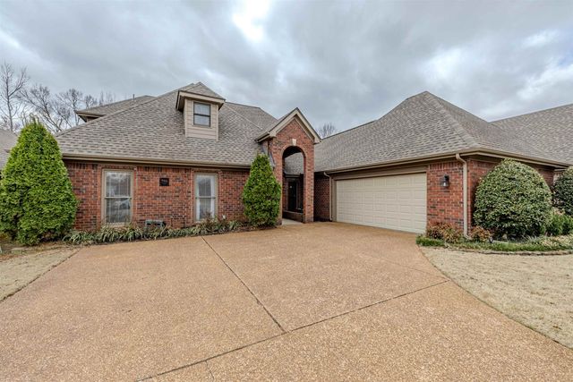 946 SPINNAKER LN, Cordova, TN 38018