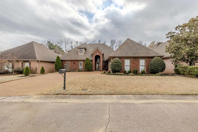 946 SPINNAKER LN, Cordova, TN 38018