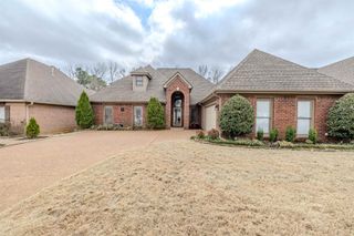 946 SPINNAKER LN, Cordova, TN 38018