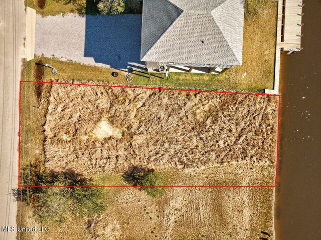 Kament Street, Bay Saint Louis, MS 39520