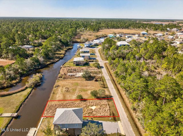 Kament Street, Bay Saint Louis, MS 39520