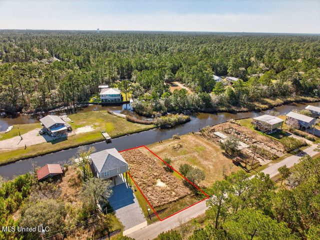 Kament Street, Bay Saint Louis, MS 39520