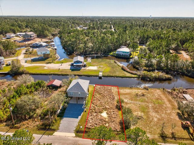 Kament Street, Bay Saint Louis, MS 39520