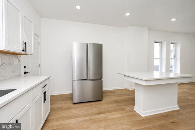 2126 SUSQUEHANNA ST, Harrisburg, PA 17110