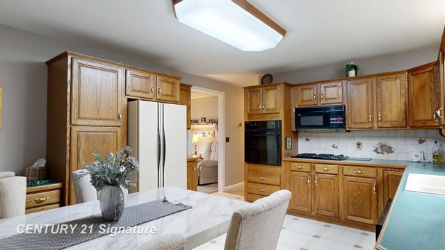 10371 Tittabawassee Road, Freeland, MI 48623