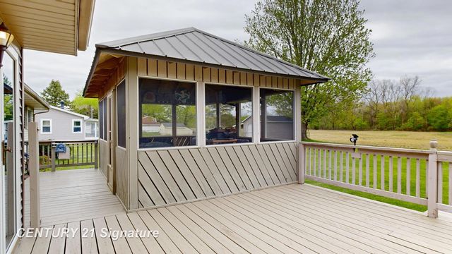 10371 Tittabawassee Road, Freeland, MI 48623