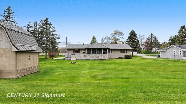 10371 Tittabawassee Road, Freeland, MI 48623