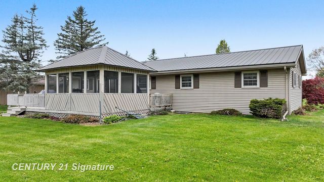 10371 Tittabawassee Road, Freeland, MI 48623