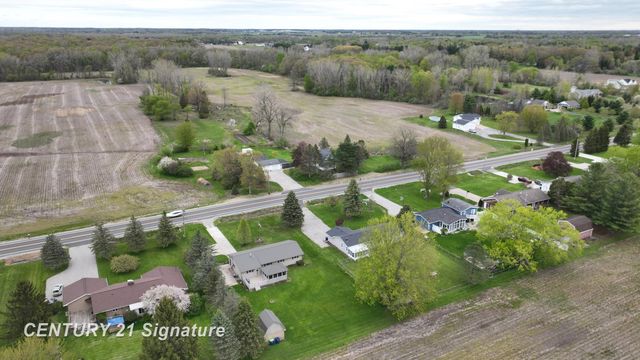 10371 Tittabawassee Road, Freeland, MI 48623