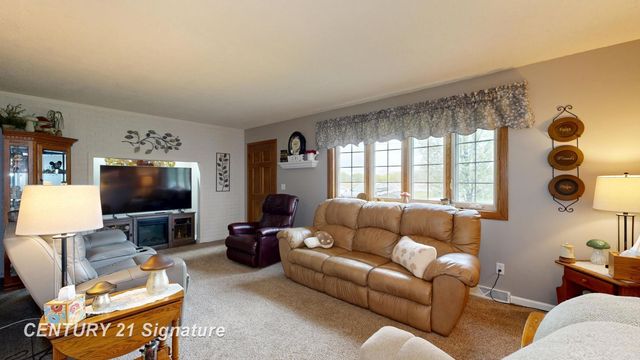 10371 Tittabawassee Road, Freeland, MI 48623