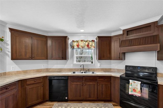 5672 Woodlin Road, Lula, GA 30554