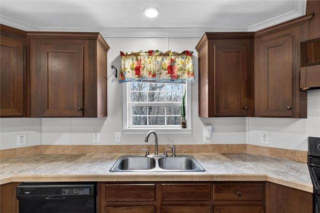 5672 Woodlin Road, Lula, GA 30554