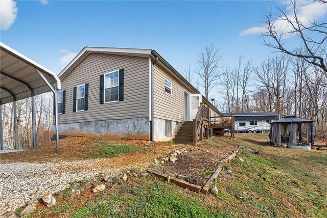 5672 Woodlin Road, Lula, GA 30554